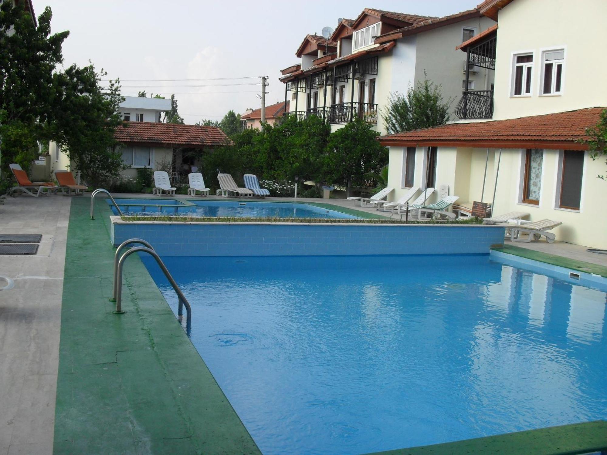 Villa Ozalp Apartments Дальян Экстерьер фото